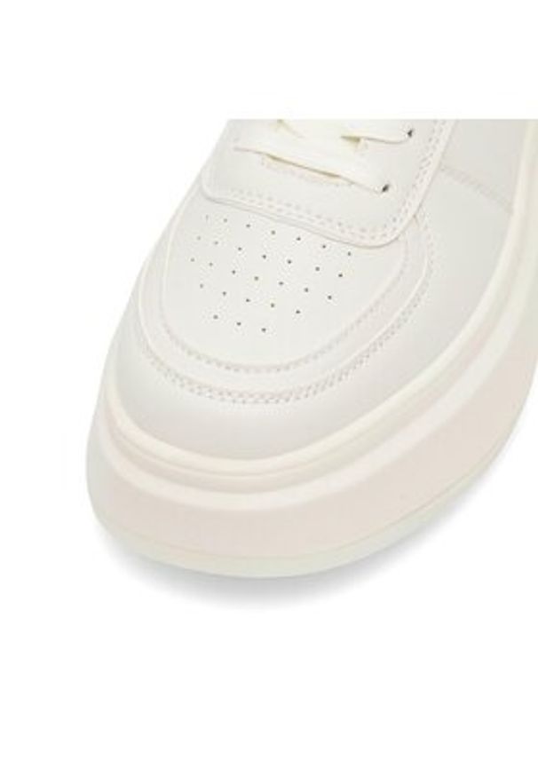 DeeZee Sneakersy ADAMANTIA WFA2603-01 Biały. Kolor: biały. Materiał: skóra