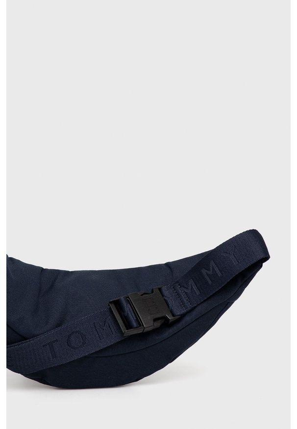 Tommy Jeans nerka kolor granatowy. Kolor: niebieski. Materiał: materiał, włókno