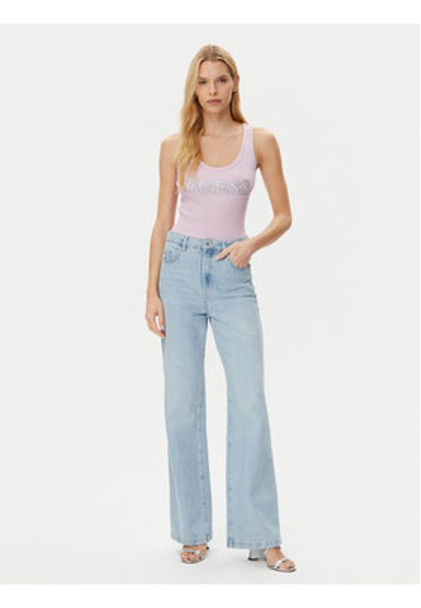 Guess Top W5GP29 KA0H1 Różowy Regular Fit. Kolor: różowy. Materiał: bawełna