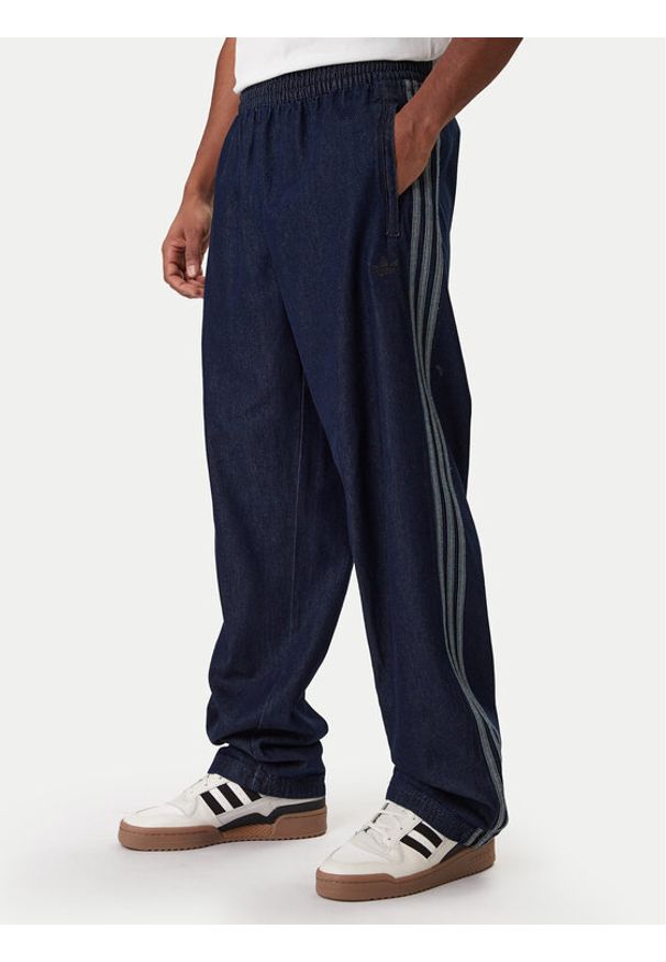 Adidas - adidas Jeansy adicolor Denim Stone JX6459 Niebieski Regular Fit. Kolor: niebieski