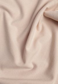 Renee - Beżowy Dopasowany T-shirt z Wiskozy z Dekoltem w Łódkę Vivianna. Typ kołnierza: dekolt w łódkę. Kolor: beżowy. Materiał: wiskoza #6