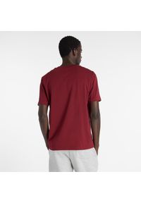 Koszulka męska New Balance MT41533MHB – bordowa. Kolor: czerwony. Materiał: dresówka, bawełna. Długość rękawa: krótki rękaw. Długość: krótkie #5