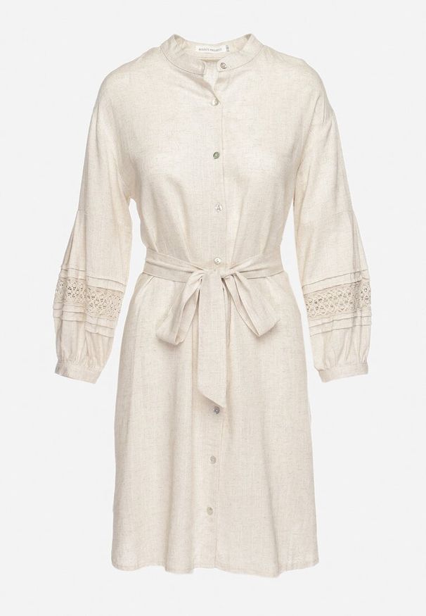 Born2be - Beżowa Sukienka Koszulowa Zapinana na Guziki z Paskiem w Talii i Ozdobnym Rękawem Rigaudona. Okazja: na spotkanie biznesowe. Kolor: beżowy. Typ sukienki: koszulowe. Styl: biznesowy, elegancki, klasyczny