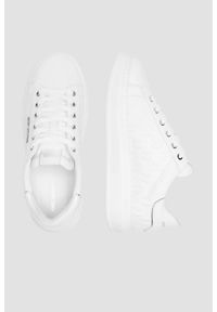 Karl Lagerfeld - KARL LAGERFELD Białe męskie sneakersy skórzane KAPRI Monogram Emboss, Rozmiar 46. Okazja: na co dzień. Kolor: biały. Materiał: skóra #5