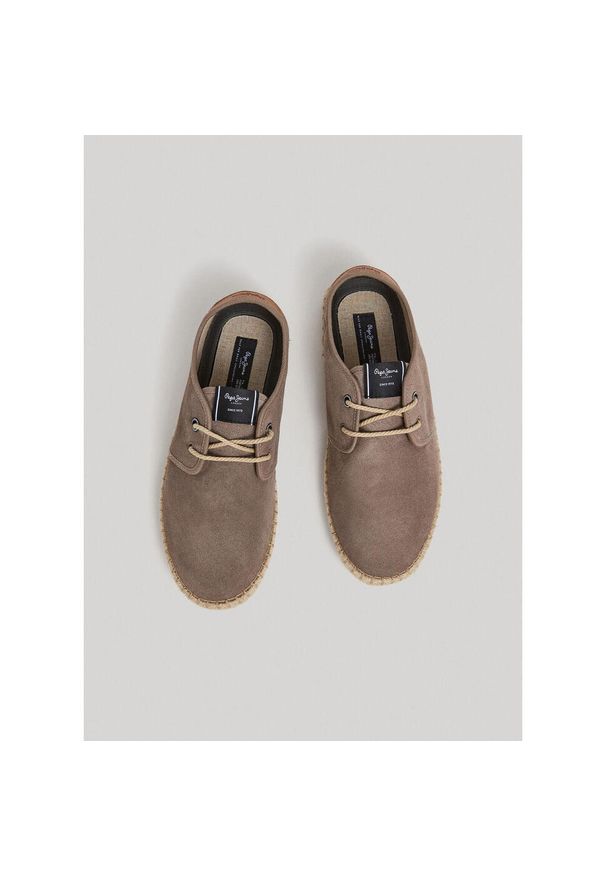 Buty Pepe Jeans Tourist Classic, Mężczyźni. Kolor: beżowy. Materiał: zamsz, materiał. Sport: turystyka piesza