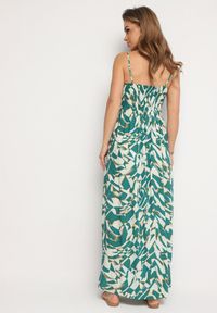 Born2be - Zielona Taliowana Sukienka z Wiskozy na Ramiączkach Xenelsea. Typ kołnierza: dekolt w kształcie V. Kolor: zielony. Materiał: wiskoza. Długość rękawa: na ramiączkach. Typ sukienki: dopasowane. Styl: klasyczny, elegancki #4