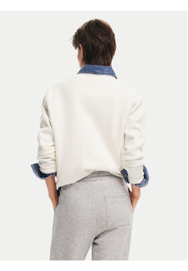 Desigual Sweter Minnie Mouse 24WWJF77 Écru Regular Fit. Materiał: wiskoza. Wzór: motyw z bajki