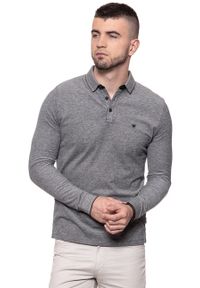 Wrangler - WRANGLER POLO LS POLO REAL BLACK W7A87K5W5 112131306. Typ kołnierza: polo. Długość rękawa: długi rękaw. Długość: długie. Wzór: melanż #1