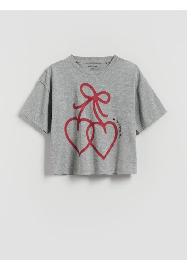 Reserved - Luźny t-shirt z nadrukiem - jasnoszary. Kolor: szary. Materiał: bawełna. Długość: krótkie. Wzór: nadruk