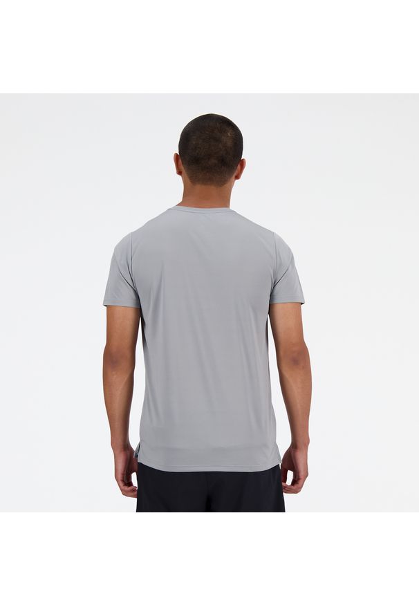 Koszulka męska New Balance MT41222YST – szara. Kolor: szary. Materiał: poliester, materiał. Sport: fitness