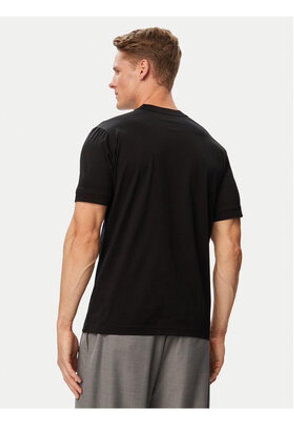 Karl Lagerfeld - KARL LAGERFELD T-Shirt 755001 563200 Czarny Regular Fit. Typ kołnierza: dekolt w karo. Kolor: czarny. Materiał: bawełna