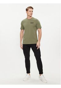 Napapijri T-Shirt Iaato NP0A4HFZ Zielony Regular Fit. Kolor: zielony. Materiał: bawełna
