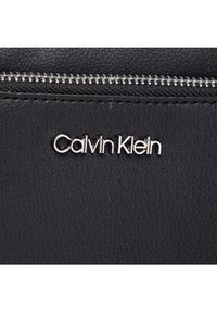 Calvin Klein Torebka Ck Must Camera Bag W/Pck K60K608410 Czarny. Kolor: czarny. Materiał: skórzane #4