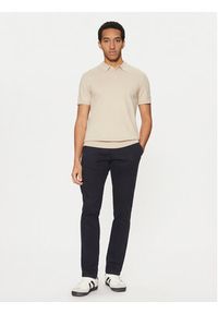 Selected Homme Polo 16092437 Beżowy Regular Fit. Typ kołnierza: polo. Kolor: beżowy. Materiał: bawełna