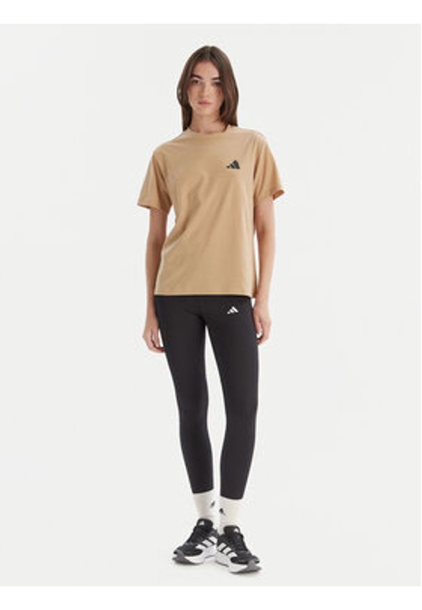 Adidas - adidas T-Shirt City Tech Summer Graphic JV8600 Beżowy Regular Fit. Kolor: beżowy. Materiał: syntetyk