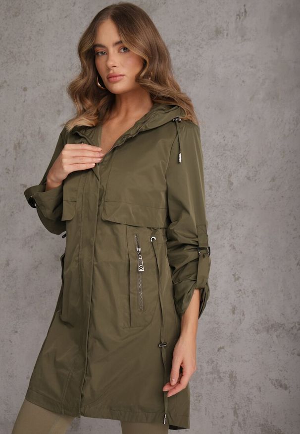 Renee - Zielona Przejściowa Kurtka Parka z Rękawami z Możliwością Podpięcia Tinarae. Okazja: na spacer. Kolor: zielony