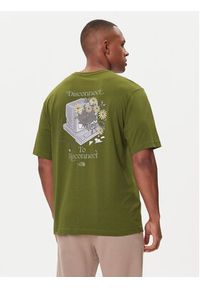 The North Face T-Shirt Connect NF0A8EGW Zielony Relaxed Fit. Kolor: zielony. Materiał: bawełna