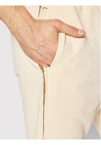 Imperial Spodnie dresowe PD5MDAC Beżowy Regular Fit. Kolor: beżowy. Materiał: dresówka, bawełna