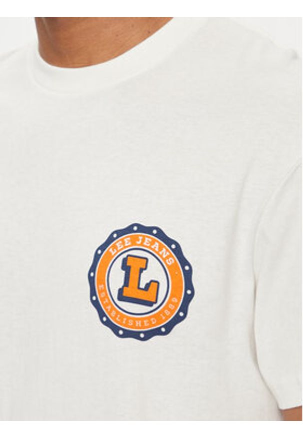 Lee T-Shirt Varsity 112350085 Écru Relaxed Fit. Materiał: bawełna