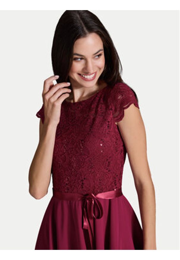 Swing Sukienka koktajlowa 77760510 Bordowy Regular Fit. Kolor: czerwony. Materiał: syntetyk. Styl: wizytowy