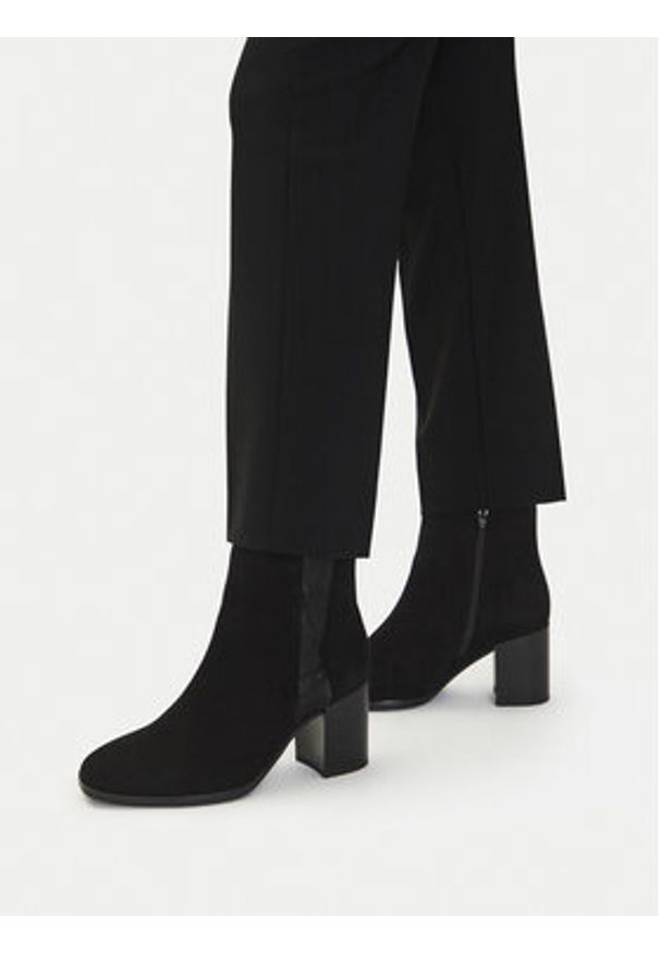 Lasocki Botki CEO-WB-GIOIA-54 Czarny. Kolor: czarny. Materiał: zamsz, skóra