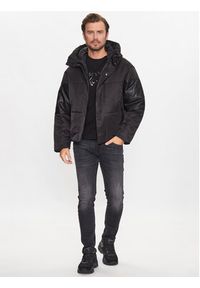 Armani Exchange Kurtka zimowa 6RZB13 ZNJ7Z 1200 Czarny Relaxed Fit. Kolor: czarny. Materiał: syntetyk. Sezon: zima #6