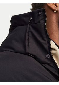 Jack & Jones - Jack&Jones Kurtka puchowa Alpha 12261971 Czarny Regular Fit. Kolor: czarny. Materiał: syntetyk #5