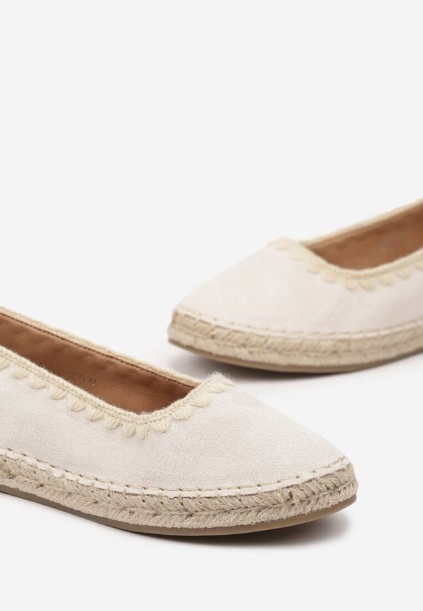 Born2be - Beżowe Espadryle z Plecioną Podeszwą i Wiązaniem Wokół Kostki Cyntavia. Okazja: na co dzień, na spacer. Kolor: beżowy. Sezon: lato. Styl: elegancki, wakacyjny, casual