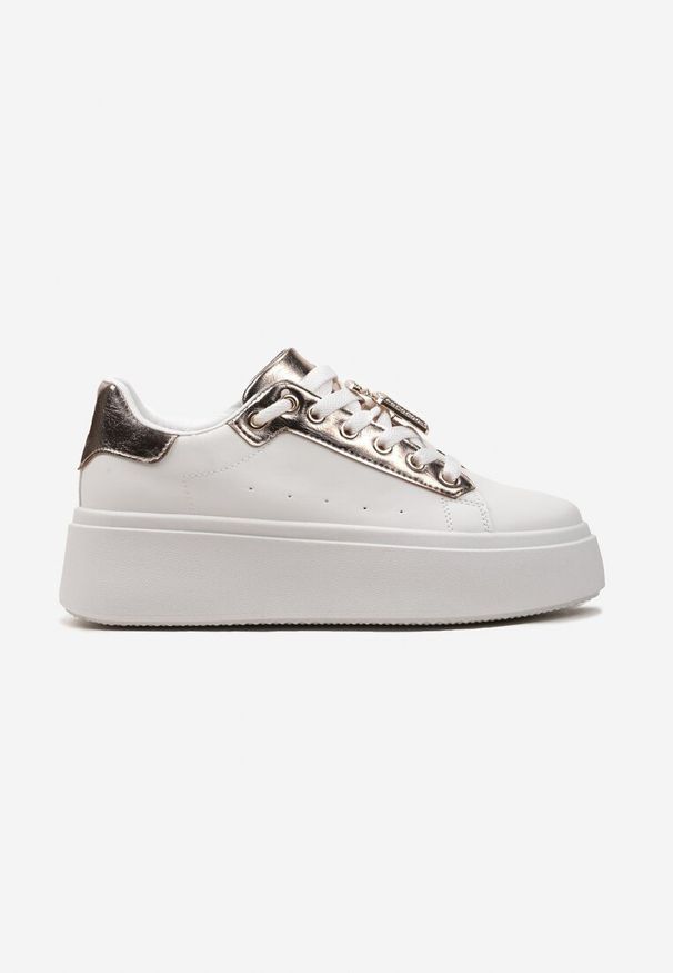 Born2be - Biało-Szampańskie Sneakersy z Metaliczną Ozdobą z Cyrkoniami przy Sznurówkach Awenttes. Okazja: na co dzień. Kolor: biały. Wzór: aplikacja