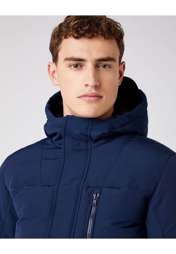 Wrangler - WRANGLER THE BODYGUARD MĘSKA KURTKA ZIMOWA NAVY W4D7WW114 112141359. Sezon: zima