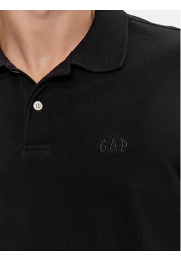 GAP - Gap Polo 586306-03 Czarny Regular Fit. Typ kołnierza: polo. Kolor: czarny. Materiał: bawełna