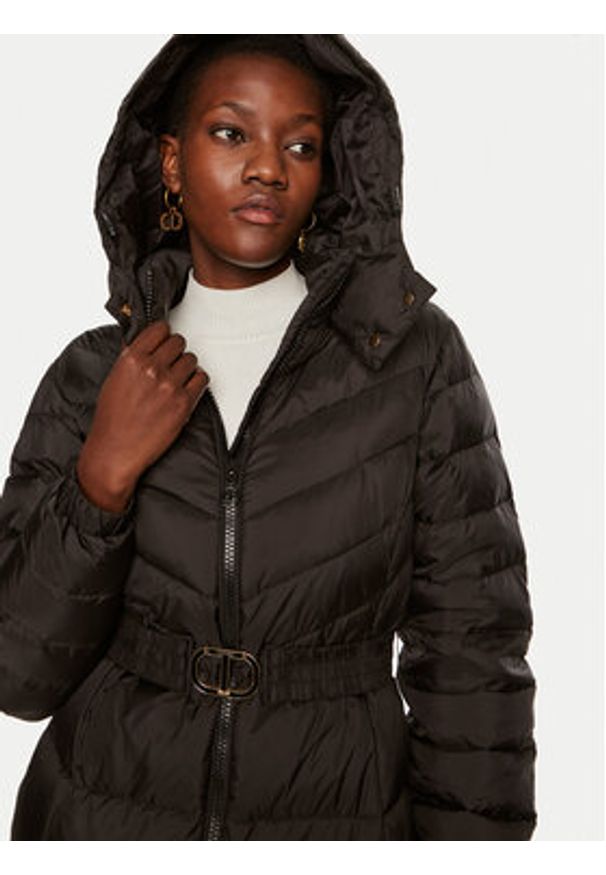 TwinSet - TWINSET Kurtka puchowa 242TP2182 Czarny Slim Fit. Kolor: czarny. Materiał: syntetyk. Sezon: zima