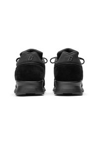 Buty unisex New Balance U1500KKL – czarne. Kolor: czarny. Materiał: zamsz, skóra. Szerokość cholewki: normalna. Sezon: lato #2