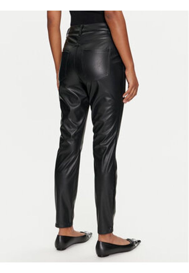 JDY Spodnie z imitacji skóry Soey 15328299 Czarny Skinny Fit. Kolor: czarny. Materiał: skóra