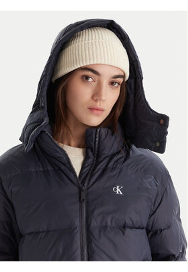 Calvin Klein Jeans Kurtka puchowa Essential LV047D501G Granatowy Relaxed Fit. Kolor: niebieski. Materiał: syntetyk