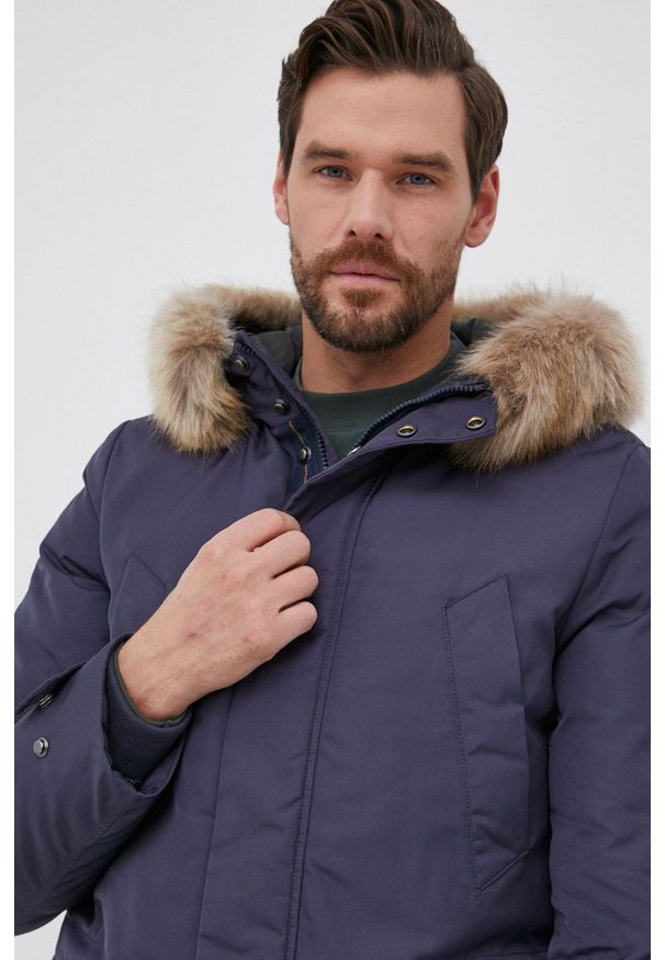 Geox - Parka. Okazja: na co dzień. Kolor: niebieski. Materiał: włókno, futro, materiał. Styl: casual