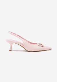 Renee - Różowe Sandały Vices na Kaczuszce Typu Slingback Ozdobione Metaliczną Aplikacją Lilarunea. Okazja: na co dzień. Kolor: różowy. Materiał: jeans. Wzór: aplikacja. Sezon: lato. Obcas: na szpilce. Styl: elegancki, casual #4