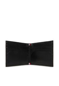 TOMMY HILFIGER - Tommy Hilfiger Duży Portfel Męski Th Flag Mini Cc Wallet AM0AM13708 Czarny. Kolor: czarny. Materiał: skóra