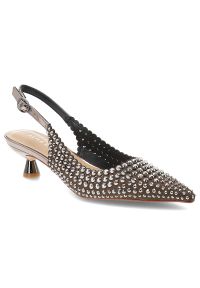 Srebrne Czółenka Alma En Pena Eleganckie Buty Damskie Na Obcasie. Okazja: na imprezę. Nosek buta: szpiczasty. Zapięcie: pasek. Kolor: czarny. Wzór: aplikacja. Obcas: na obcasie. Styl: elegancki. Wysokość obcasa: średni
