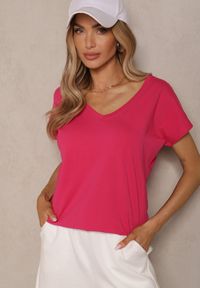 Renee - Fuksjowy T-shirt z Bawełny z Dekoltem w Serek Linithiela. Okazja: na co dzień. Typ kołnierza: dekolt w serek. Kolor: różowy. Materiał: bawełna. Styl: casual #3