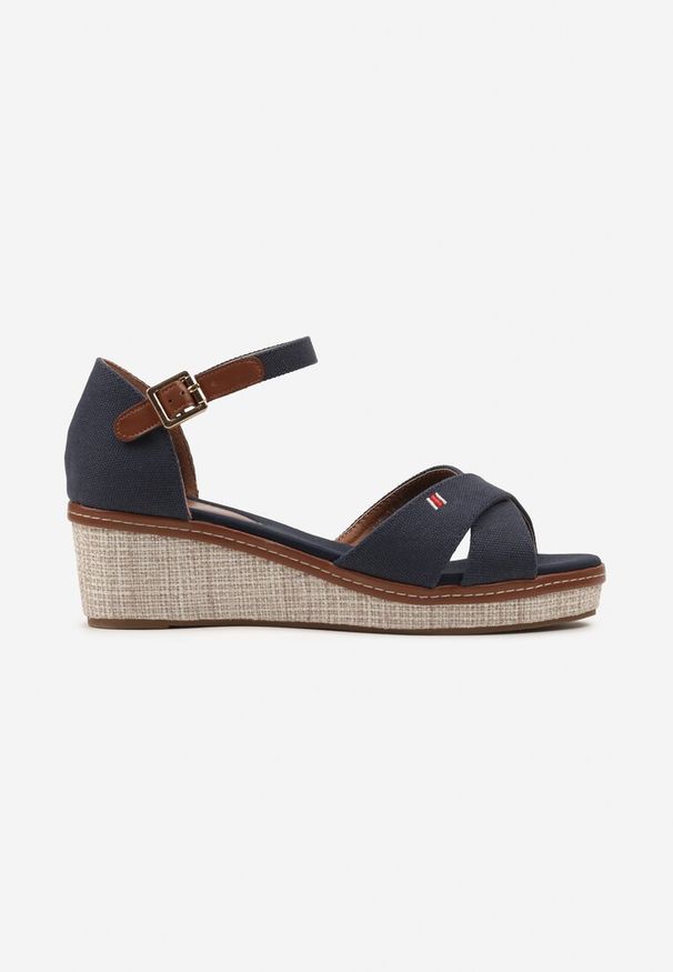 Born2be - Granatowe Sandały Espadryle na Plecionym Koturnie Zapinane Wokół Kostki Zatanna. Okazja: na imprezę, na plażę, na spacer. Kolor: niebieski. Materiał: len. Sezon: lato. Obcas: na koturnie. Styl: elegancki