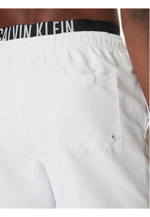 Calvin Klein Swimwear Szorty kąpielowe KM0KM01093 Biały Regular Fit. Kolor: biały. Materiał: syntetyk
