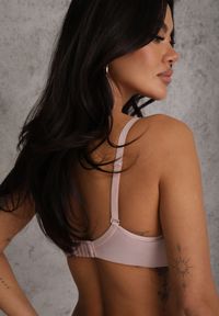 Renee - Różowy Biustonosz Push Up o Gładkim Wykończeniu z Cyrkoniową Aplikacją Claronei. Kolor: różowy. Rodzaj stanika: push-up. Wzór: aplikacja, gładki #3