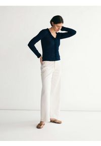 Reserved - Bluzka z wiskozą - granatowy. Kolor: niebieski. Materiał: wiskoza