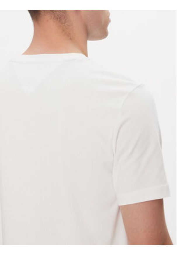 TOMMY HILFIGER - Tommy Hilfiger T-Shirt Tropical Floral MW0MW39353 Biały Regular Fit. Kolor: biały. Materiał: bawełna