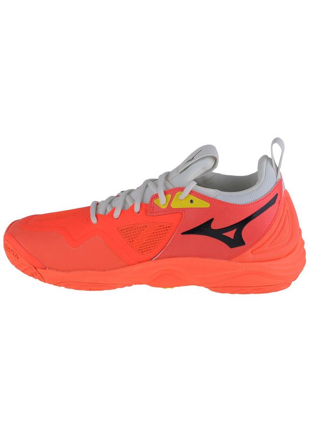 Buty halowe Mizuno Wave Momentum 3. Kolor: czerwony, wielokolorowy, czarny. Model: Mizuno Wave. Sport: siatkówka