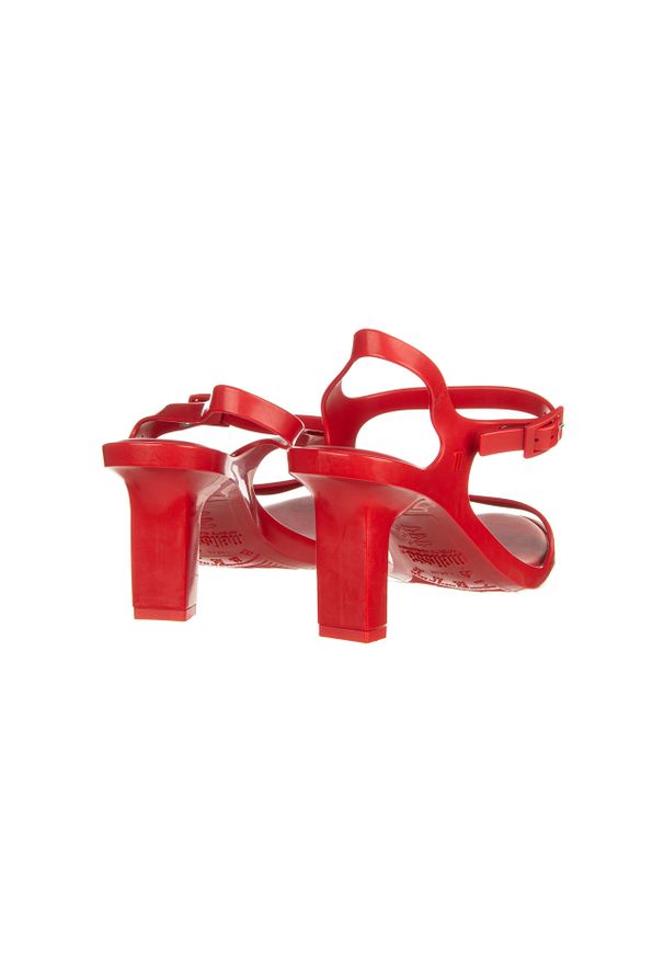 melissa - Sandały Melissa Lady Emme Ad Red 23 010438, Czerwony, Guma. Zapięcie: pasek. Kolor: czerwony. Materiał: tworzywo sztuczne. Sezon: lato. Obcas: na obcasie. Wysokość obcasa: średni