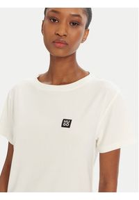 Hugo - HUGO T-Shirt 50534300 Écru Regular Fit. Materiał: bawełna