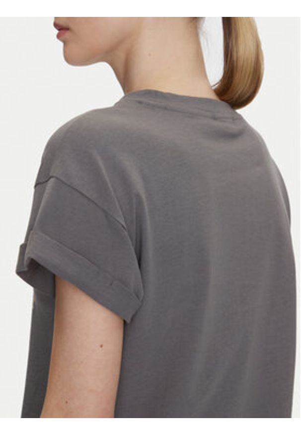 Noisy may - Noisy May T-Shirt Gaby 27033385 Szary Regular Fit. Kolor: szary. Materiał: bawełna