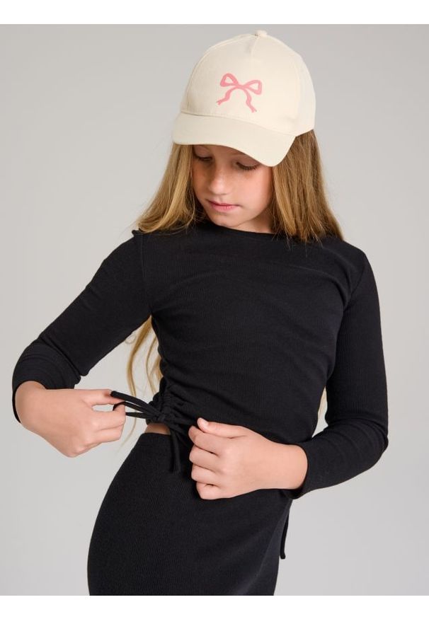 Sinsay - Bluzka z grubej prążkowanej dzianiny - czarny. Kolor: czarny. Materiał: dzianina, prążkowany